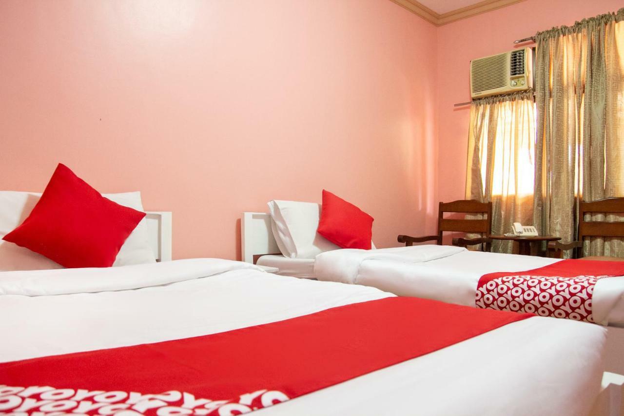 Golden Belle Apartelle And Suites Davao Exterior photo